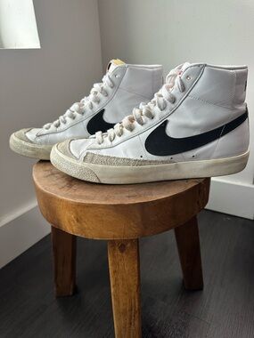 Nike Blazer Mid 77 Vintage White Black | Size 11 | Classic Everyday Sneaker